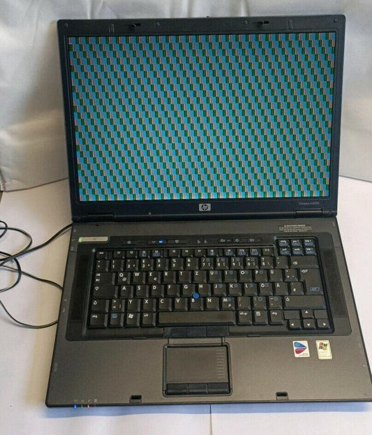 Laptop HP Compaq NC 8230 2x